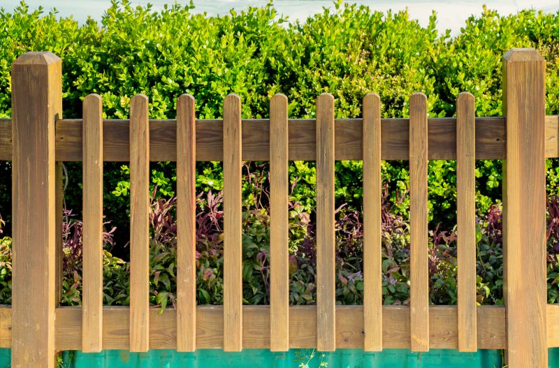 Fence Rail Repair