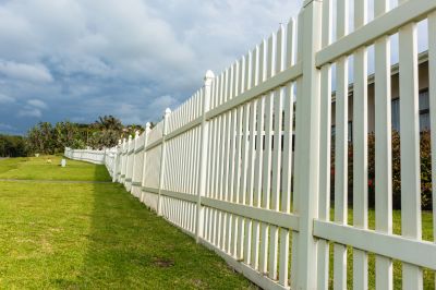 Vinyl Fence Contractors
